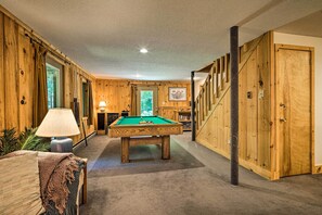 House (5 Bedrooms) | Interior