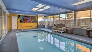 Unclassified image, 2 of 29, button - Vibrant St. Petersburg Home w/ Private Yard! (Seminole)
