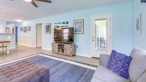Unclassified image, 3 of 36, button - Swim, Golf & Relax: Resort Condo in Myrtle Beach! (Myrtle Beach)