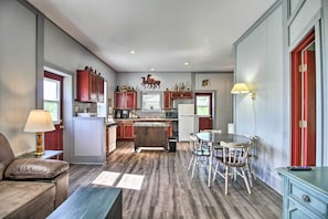 House (1 Bedroom) | Interior