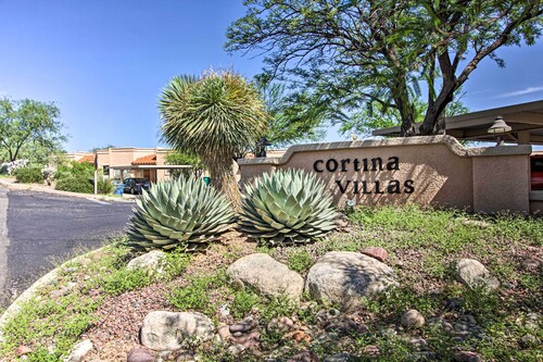 Relaxing Green Valley Townhome ~ 30 Mi to Tucson!