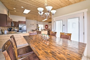 Interior - Lake Havasu Home: Heated Pool & Golf Course Views (Lake Havasu City)