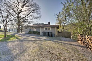 Interior - Expansive Cotter Cabin on White River w/ Deck! (Cotter)