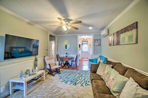 Cottage (2 Bedrooms) | Interior