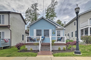 Cottage (2 Bedrooms) | Front of property - Coastal Pet-friendly Cottage <½ Mi to Beaches (Chesapeake Beach)