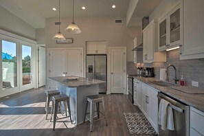 Casa (2 Bedrooms) | Interior