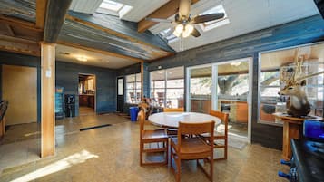 House (5 Bedrooms) | Bahagian dalam