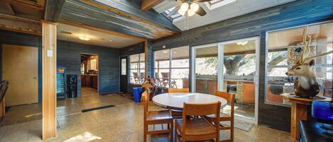 Maison (5 Bedrooms) | Intérieur