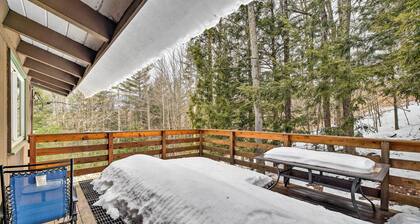 Lovely All-season Mountain Retreat, 4 Mi to Skiing