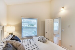 House (2 Bedrooms) | Interior - Airy Coastal Escape w/ Deck - Steps to Beach! (Pacific Beach)