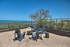 Apartment (3 Bedrooms) | Interior - Lakefront Family Retreat w/ Grill: Steps to Beach! (Gary)