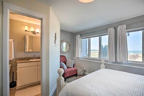 Interior - Lakefront Family Retreat w/ Grill: Steps to Beach! (Gary)