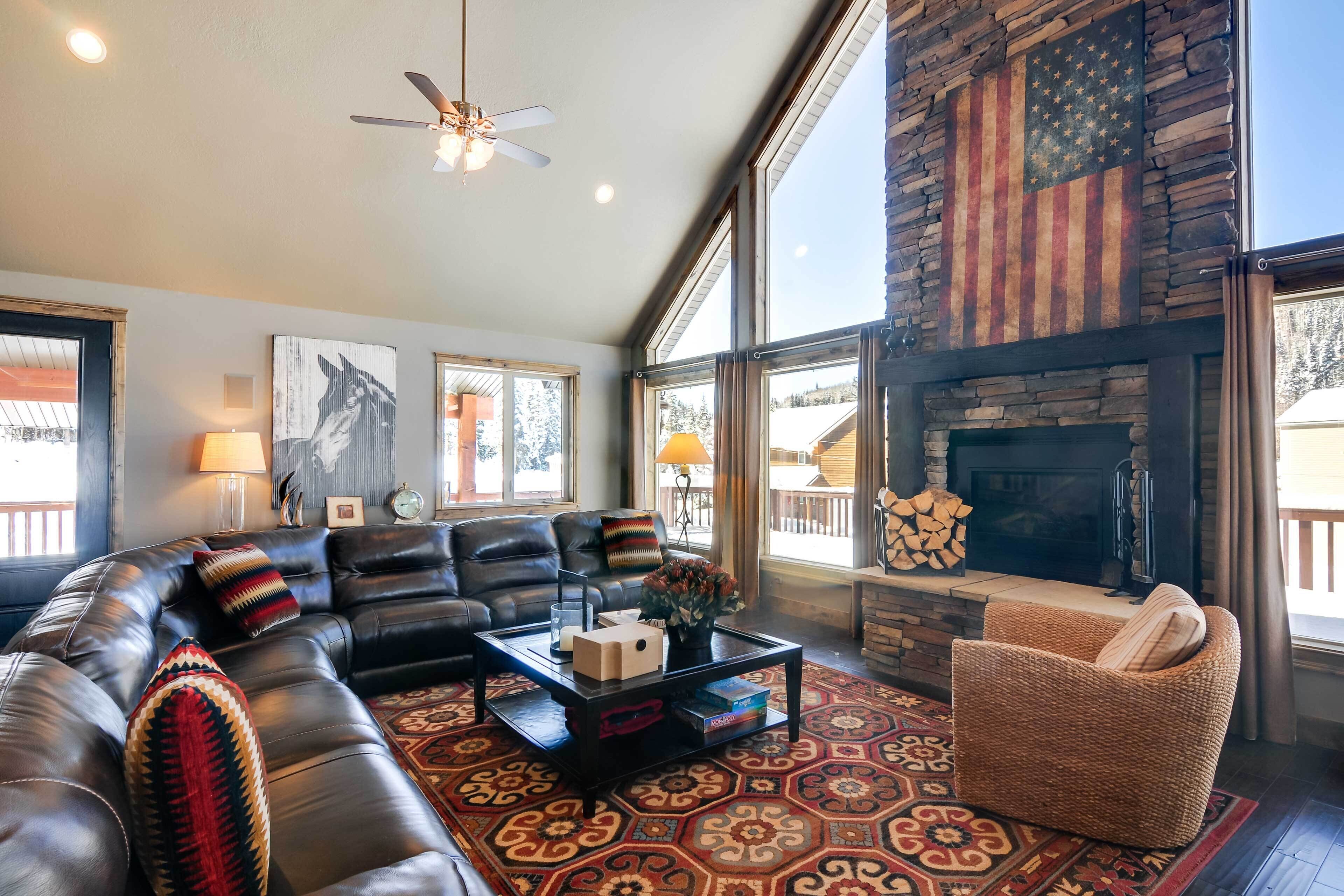 House (5 Bedrooms) | Interior