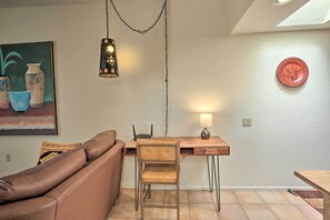 Apartment (1 Bedroom) | Interior - Sun-soaked AZ Townhome w/ Private Patio & Mtn View (Green Valley)