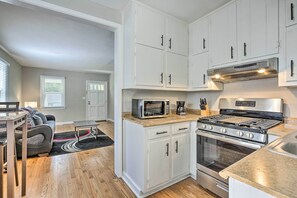 House (2 Bedrooms) | Interior - 4 Mi to Intl Soccer Play! Family-friendly ATL Hub (Atlanta)