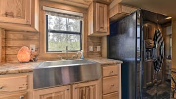 House (1 Bedroom) | Interior