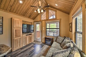 House (1 Bedroom) | Interior - Pagosa Springs Tiny Cabin: Fish, Hike, Ski & Soak! (Pagosa Springs)
