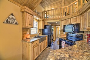 House (1 Bedroom) | Interior - Pagosa Springs Tiny Cabin: Fish, Hike, Ski & Soak! (Pagosa Springs)