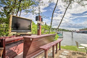 House (2 Bedrooms) | Interior - Weirs Channel Cottage w/ Beach Access! (Laconia)