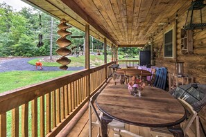 House (4 Bedrooms) | Interior - Shenandoah Valley Home - 9 Mi to Nat'l Park! (Front Royal)