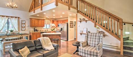 House (2 Bedrooms) | Interior