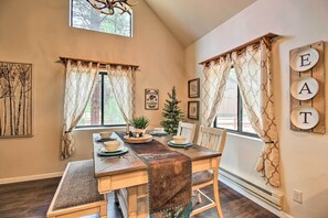 Casa (2 Bedrooms) | Interior