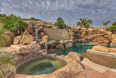 Near Golf: Glendale Oasis w/ Pool & Hot Tub!