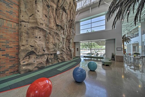 Delightful Florence Retreat: Backyard w/ Pool