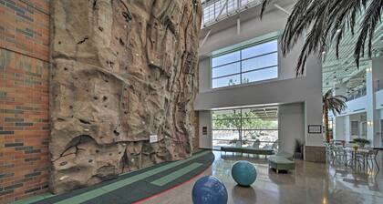 Delightful Florence Retreat: Backyard w/ Pool