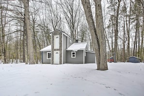Interior - Remote Michigan Retreat on 10 Acres w/ Grill! (Wellston)