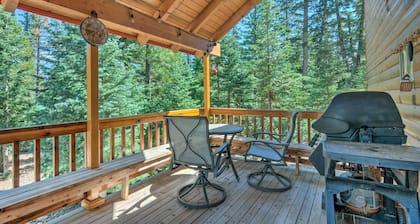 Duck Creek Village Cabin: Hike, Ski, & Bike!