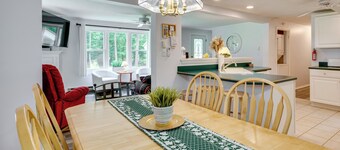 Outdoor Exploration: Quaint North Conway Cottage!