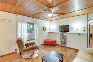 House (2 Bedrooms) | Bahagian dalam