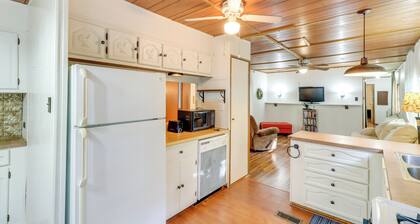 Edgemont Home w/ Deck ~ 9 Mi to Greers Ferry Lake!