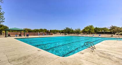Sahuarita Retreat w/ Grill ~ 24 Mi to Tucson!