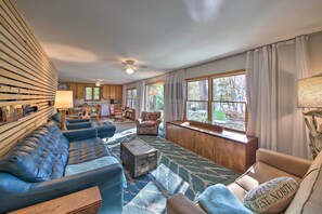 House (2 Bedrooms) | Interior