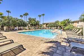Apartment (2 Bedrooms) | Interior - 3 Mi to Westgate District: Condo w/ Pool Access (Phoenix)