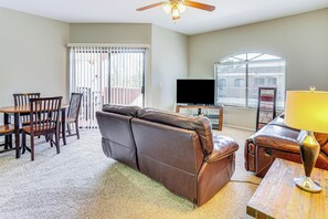 Apartment (2 Bedrooms) | Interior - 3 Mi to Westgate District: Condo w/ Pool Access (Phoenix)
