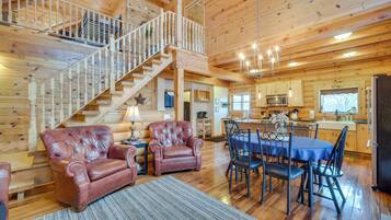 Rumah (4 Bedrooms) | Bagian depan properti