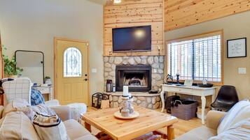 House (3 Bedrooms) | Living area | TV, fireplace