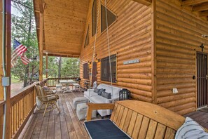Terrace/patio - Dog-friendly Nutrioso Cabin w/ Wraparound Porch! (Eagar)