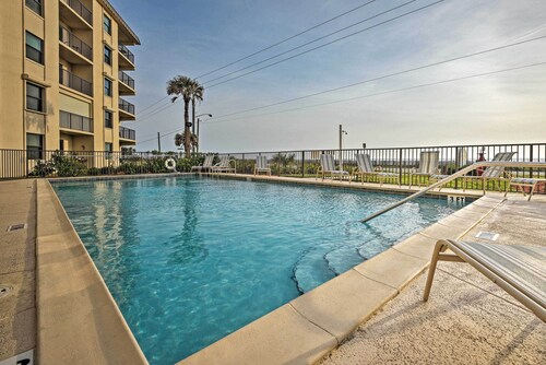 Oceanfront Ormond Beach Getaway w/ Balcony!