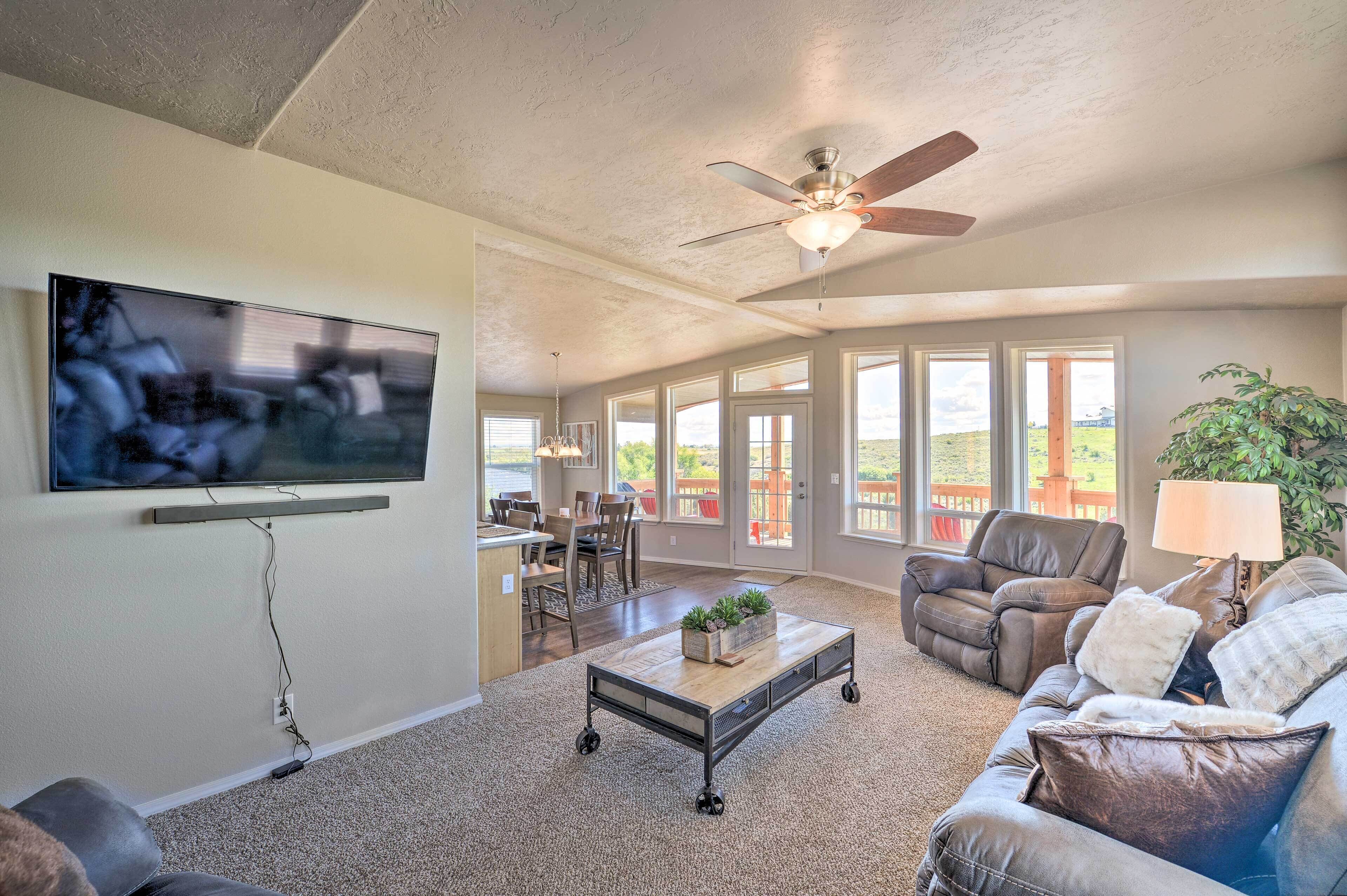 House (3 Bedrooms) | Interior