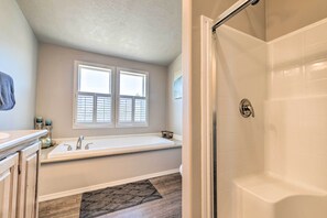House (3 Bedrooms) | Interior - Riffle Ranch - Riverfront With Grand Teton Views! (Ashton)