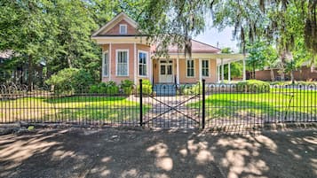 Huis (3 Bedrooms) | Voorkant van accommodatie