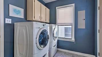 Căn hộ (4 Bedrooms) | Nội thất