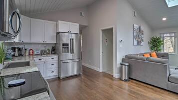 House (3 Bedrooms) | Bahagian dalam