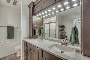 Hus (4 Bedrooms) | Innvendig