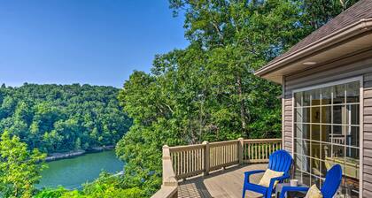 Luxe Lake Cumberland Retreat w/ Decks on 1 Acre!