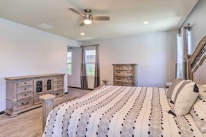 4 chambres, fer et planche à repasser, draps fournis